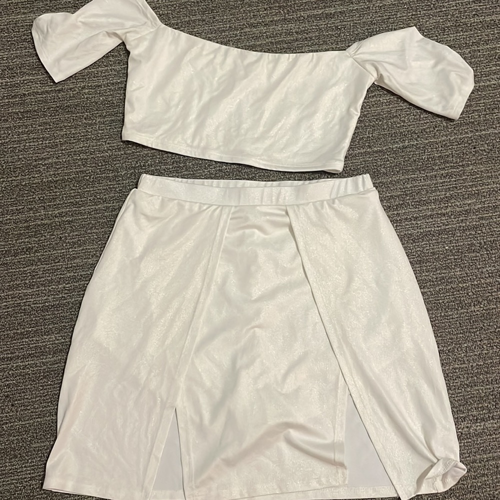Lucy in the Sky Ali High Slit Shimmer Set